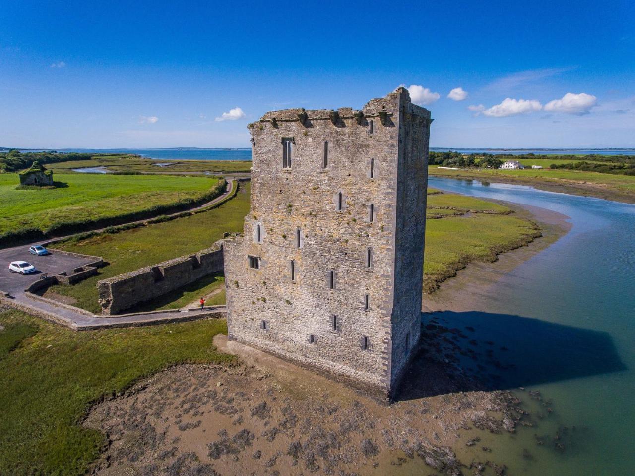 Ballylongford Castle View House Bed & Breakfast エクステリア 写真